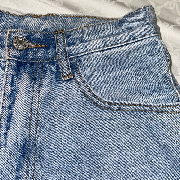 Brandy Melville high waisted Shorts | John Galt Cuffed Jean Shorts Small - Picture 5 of 11